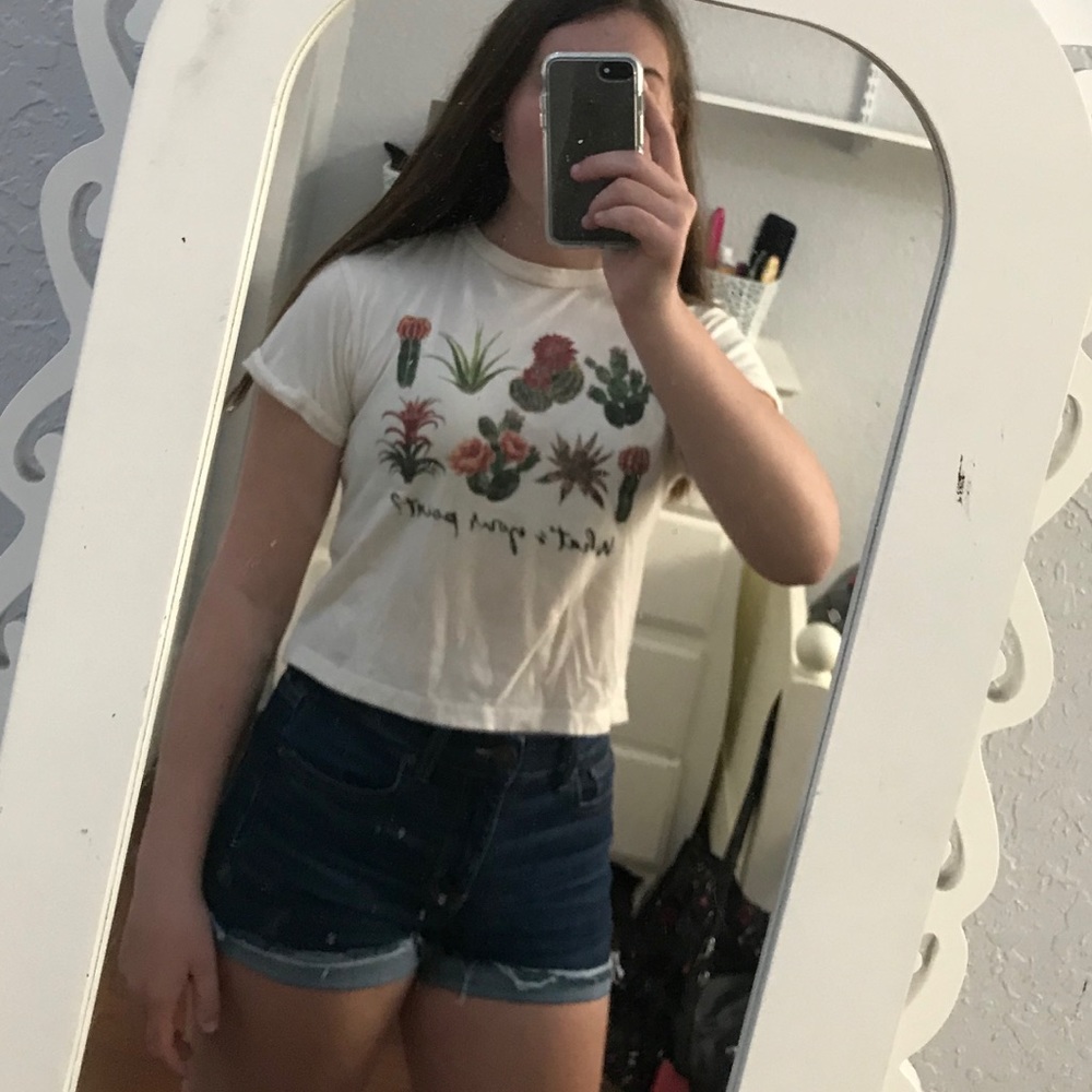 🌻 “what’s your point?” cactus graphic tee